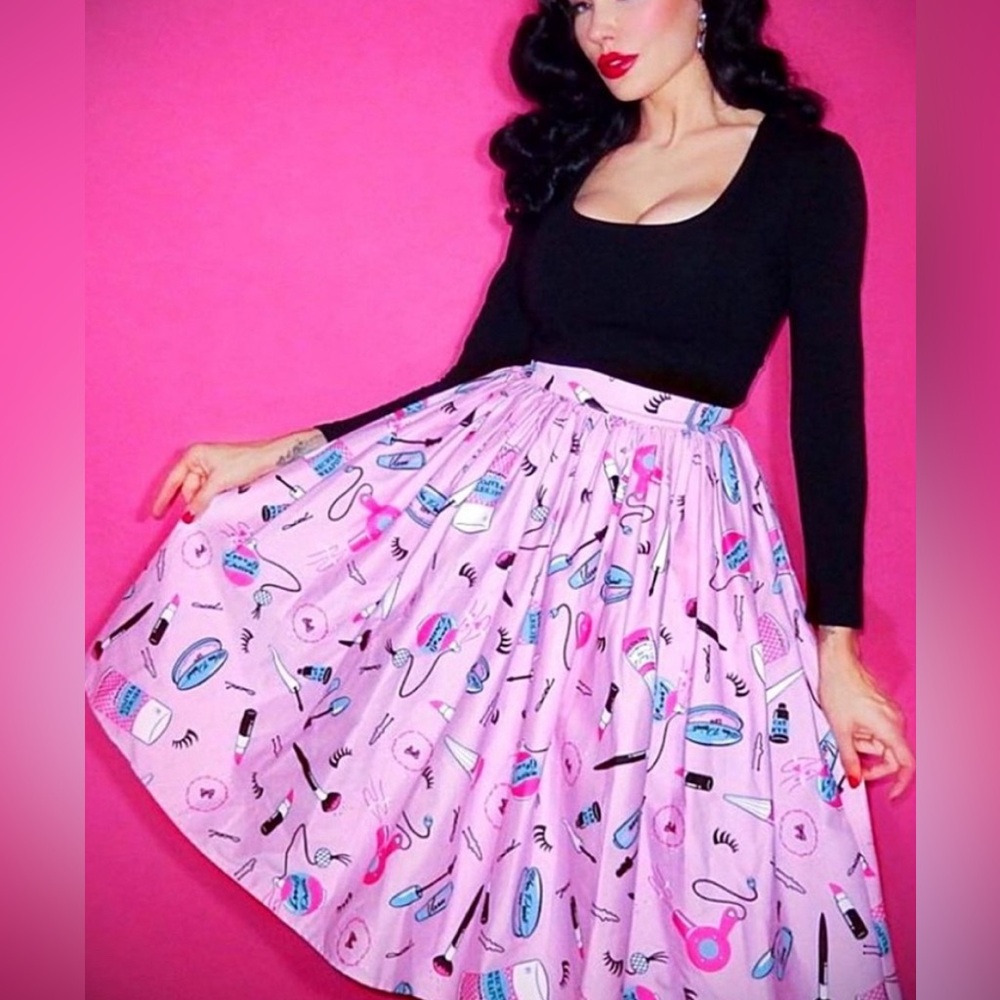 Rare Vixen Hair and Makeup print swing skirt